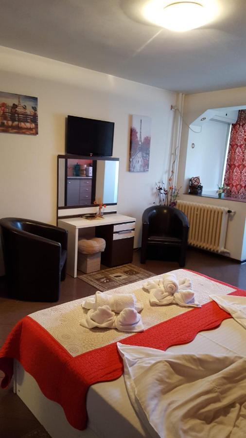 Garsoniera Ioana Apartman Bukarest Kültér fotó