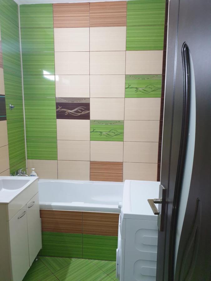 Garsoniera Ioana Apartman Bukarest Kültér fotó